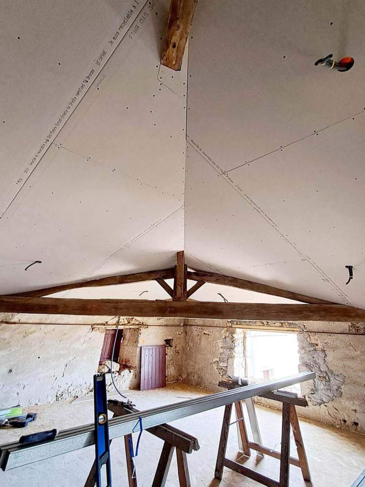 Installation de faux plafond sous rampant Agen